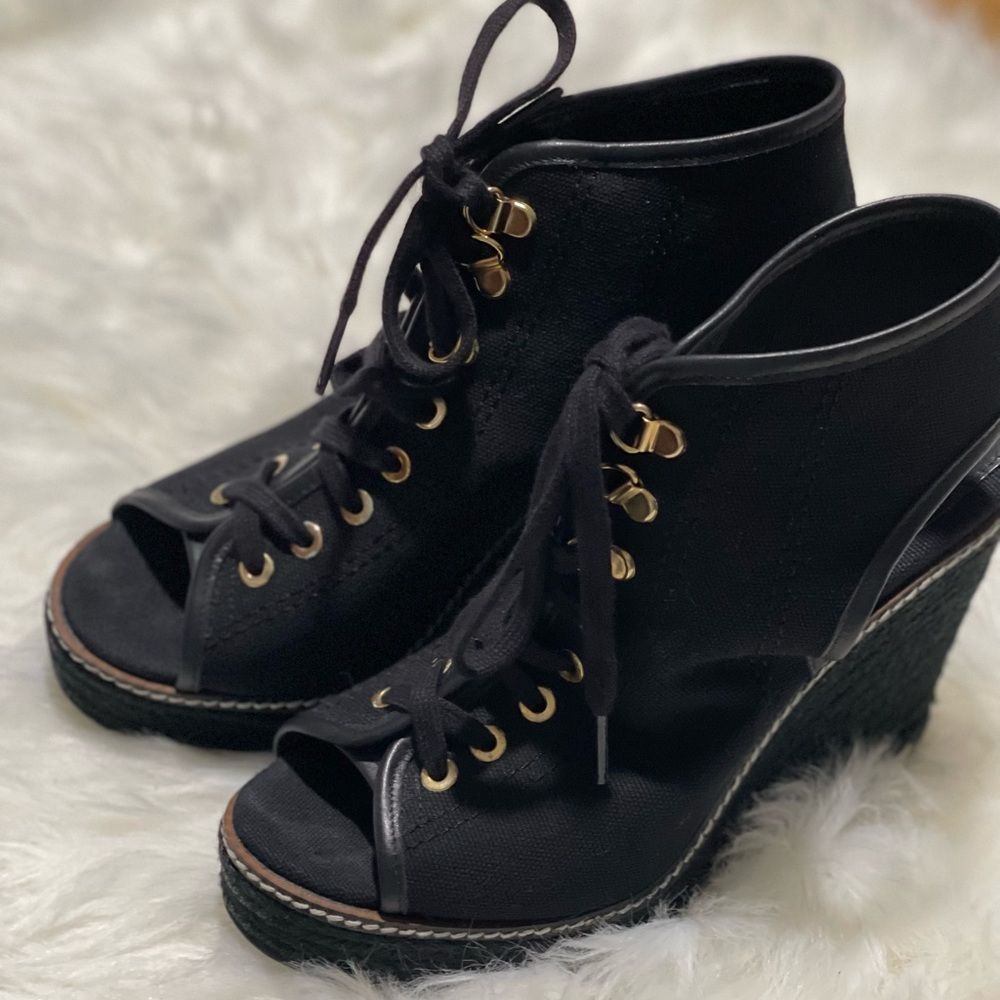 Tory Burch black espadrille wedge lace up size 8